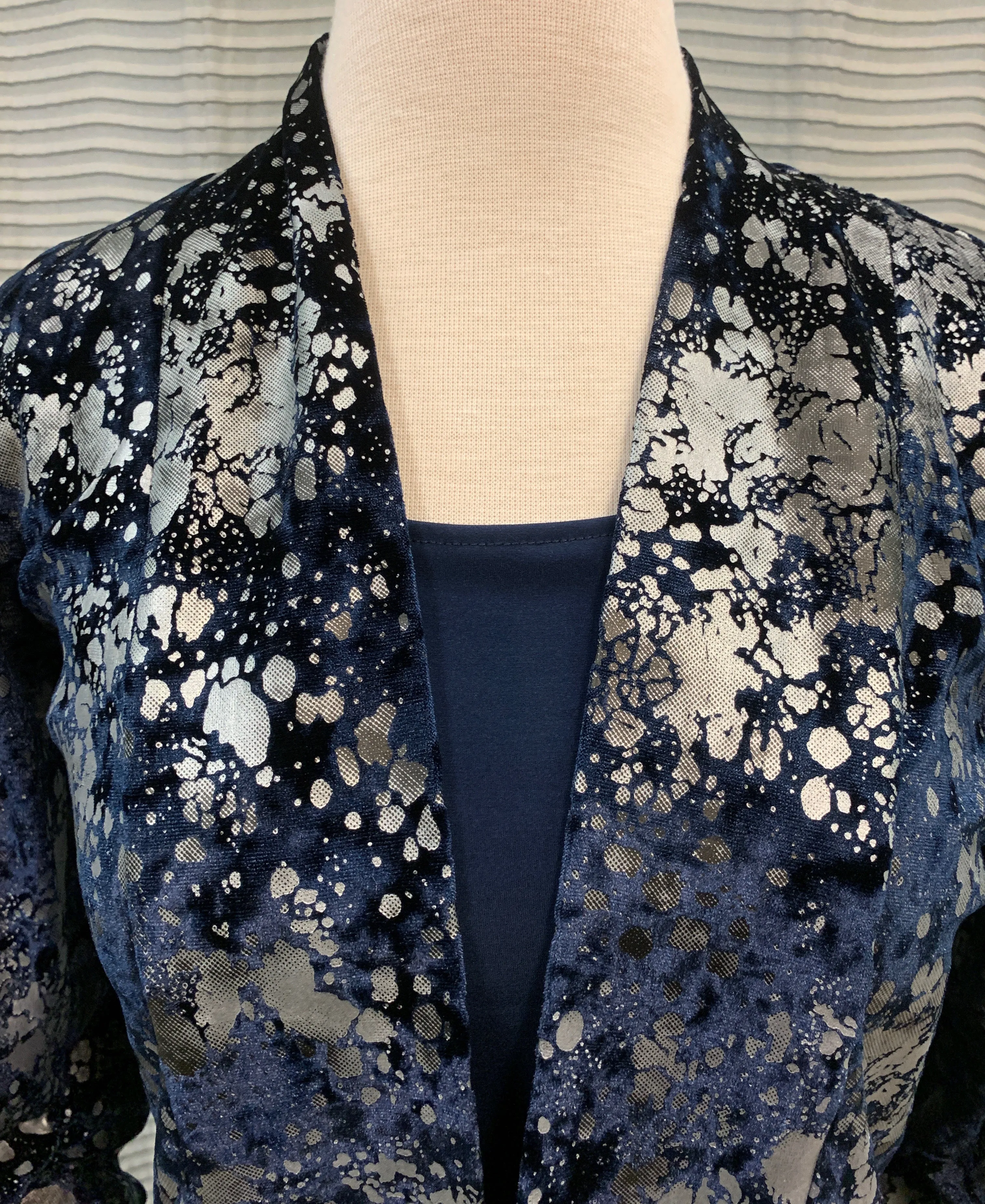 Andria Lieu Navy Silver Kima Set Jacket and Top 8500