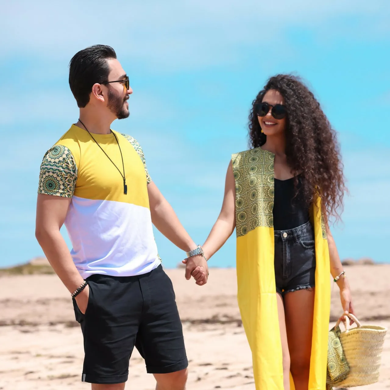 Brakett Sleevless Yellow Kimono