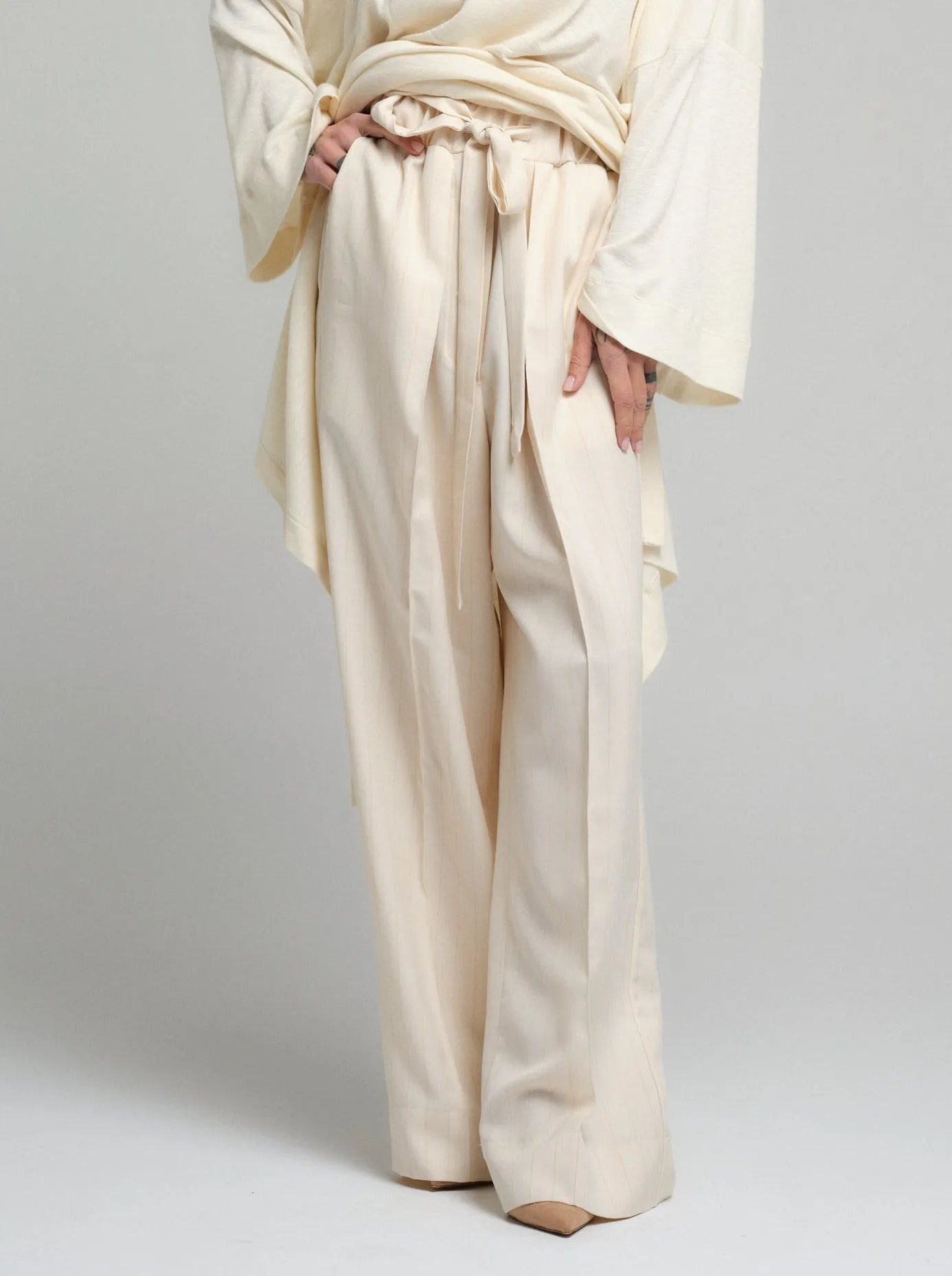 Wide-Leg Pants in Ecru