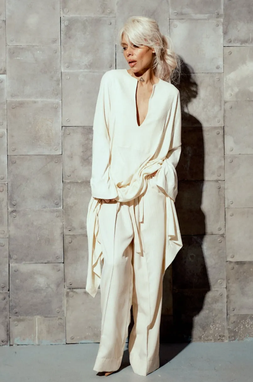 Wide-Leg Pants in Ecru