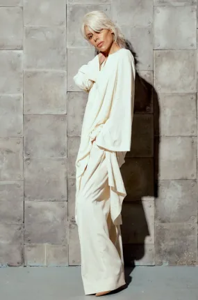 Wide-Leg Pants in Ecru