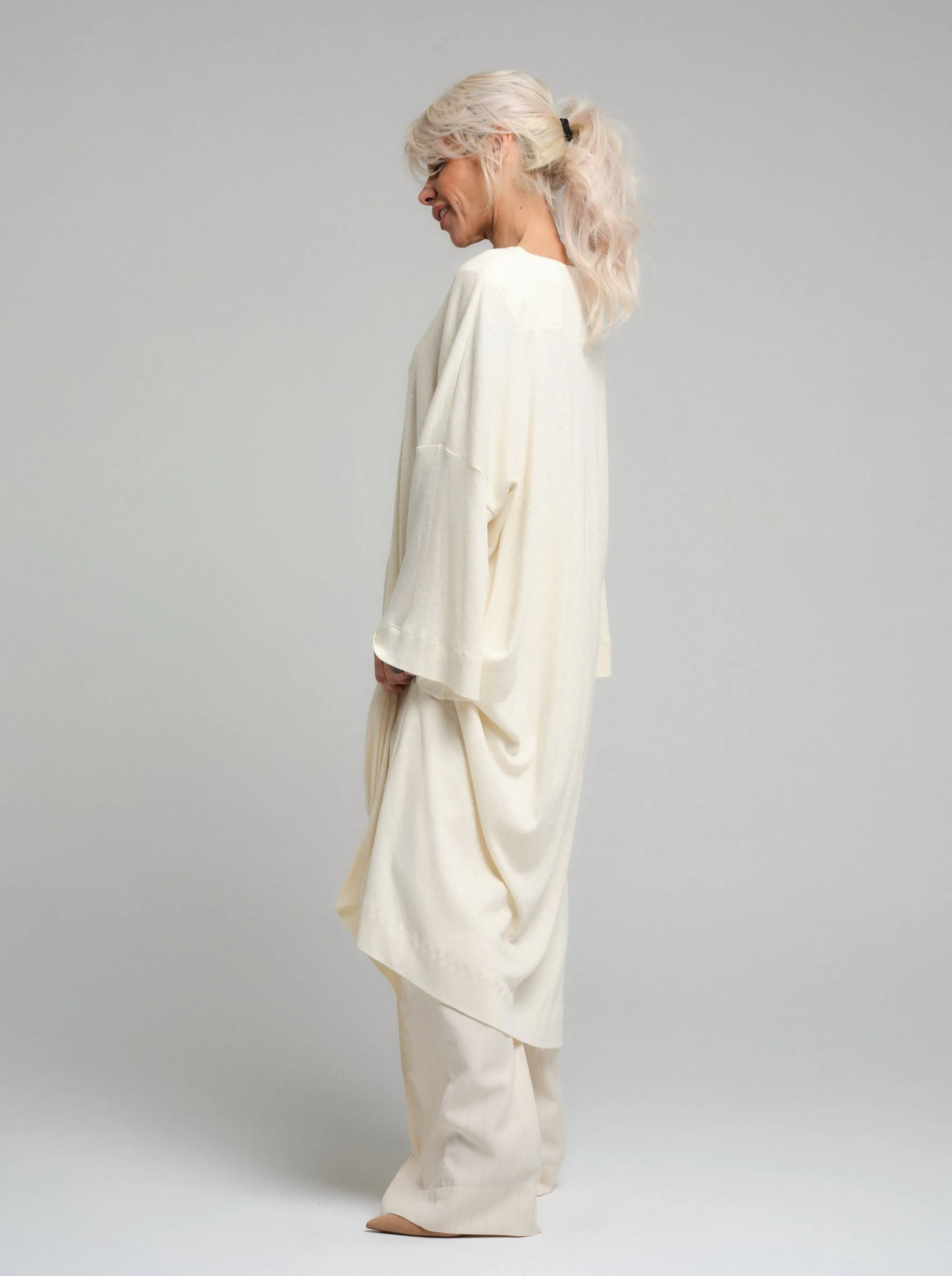 Wide-Leg Pants in Ecru